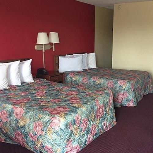 Super 7 Inn-Siloam Springs Bagian luar foto